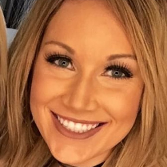 Meet your Posher, Brittany - Picture 1 of 1